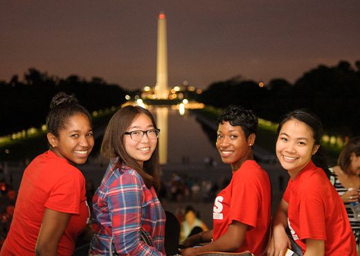 Students enjoying monument tour.