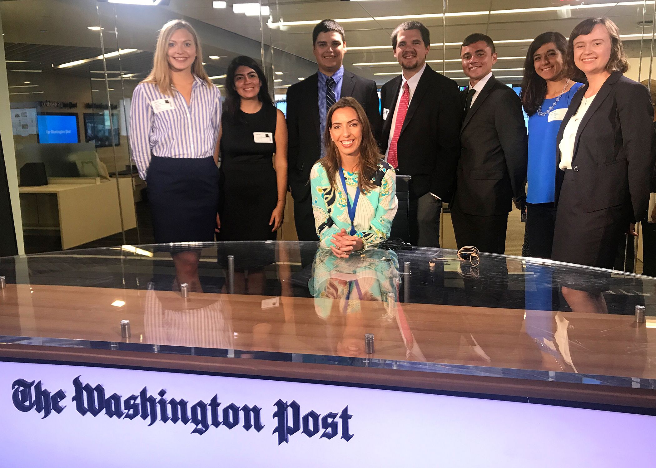 Students meet with TFAS alumna at the Washington Post