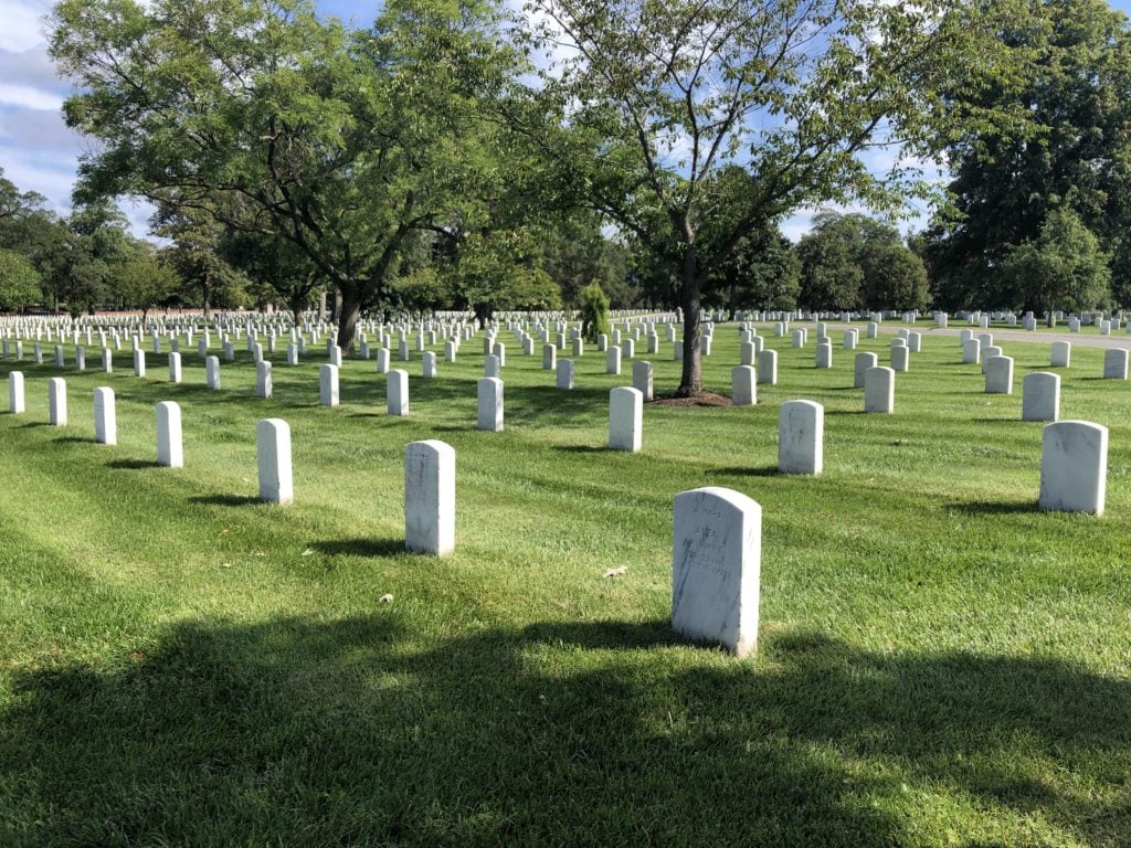 Graves at Arlington Cemetery